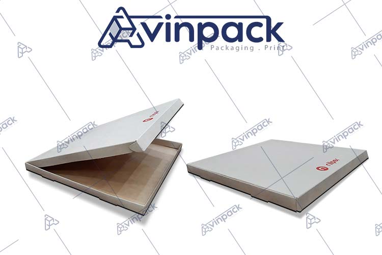 packaging box with kraft paper